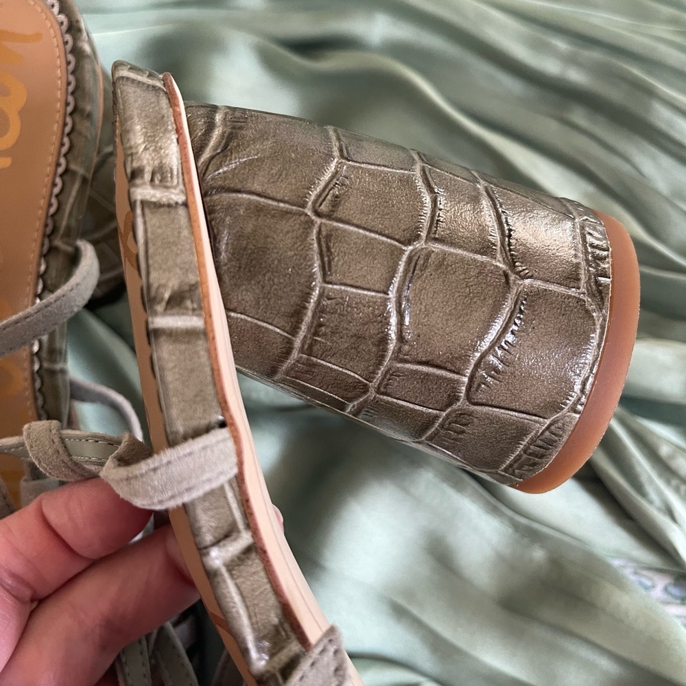 Sam Edelman Green sage suede heels 8.5 NWT - Picture 9 of 11